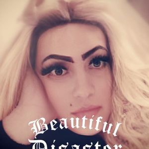 Meet your Posher, Cherie